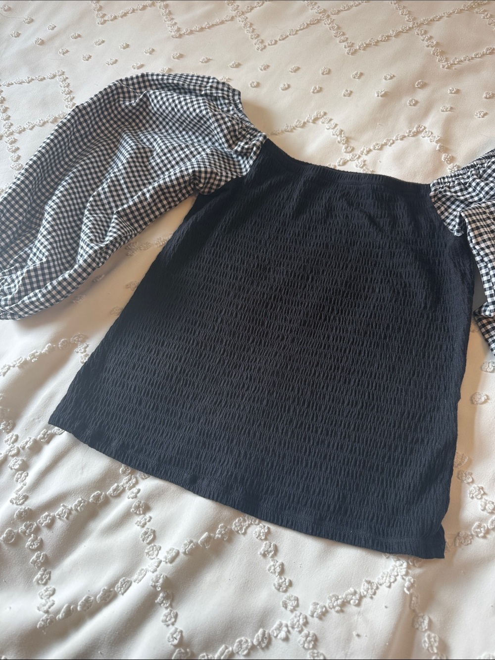 Who Wear What When Where Black Smocked Top with Gingham Puff Sleeves - Picture 3 of 8